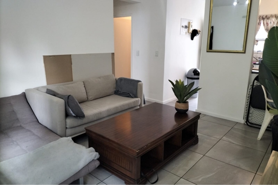 To Let 2 Bedroom Property for Rent in Table View Western Cape